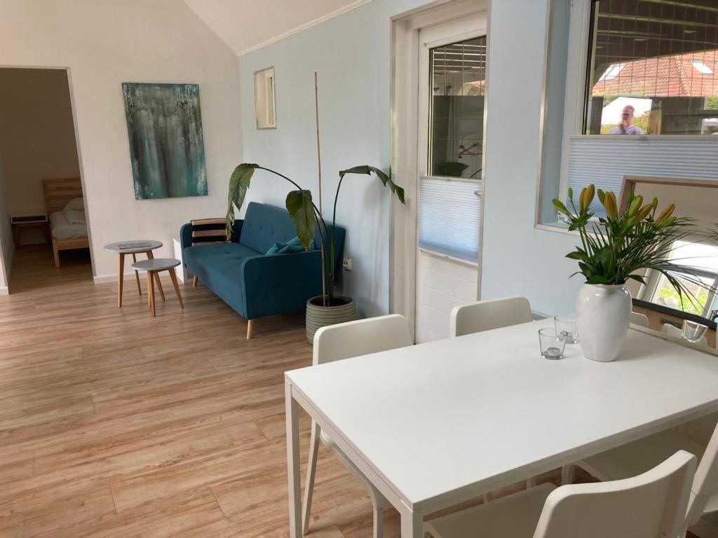 The Bee - Trekkershuts & Apartment Opperdoes Dış mekan fotoğraf