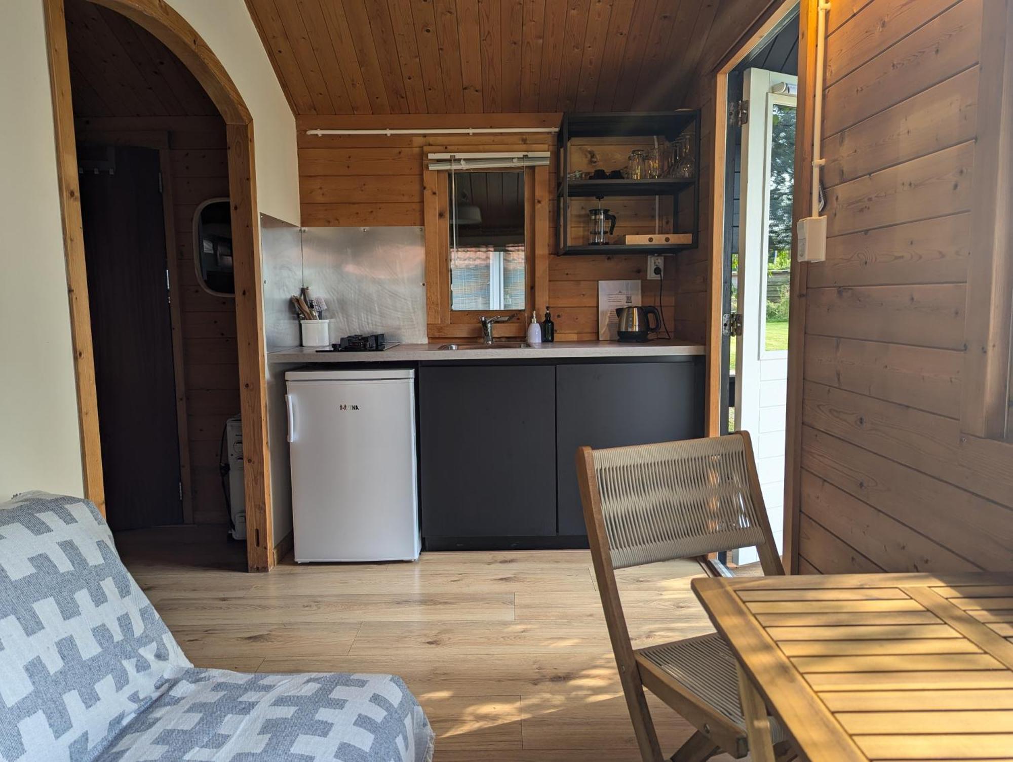 The Bee - Trekkershuts & Apartment Opperdoes Dış mekan fotoğraf