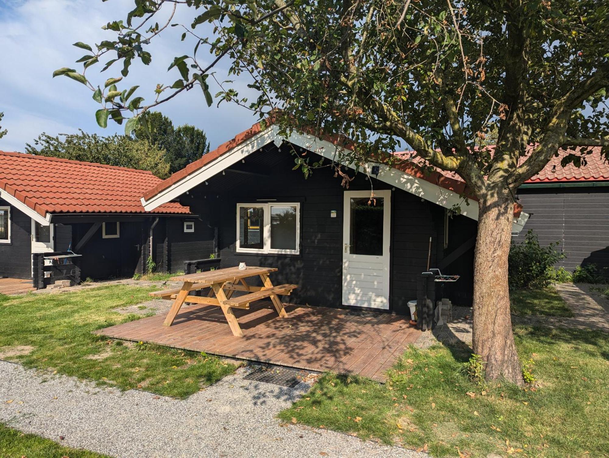 The Bee - Trekkershuts & Apartment Opperdoes Dış mekan fotoğraf
